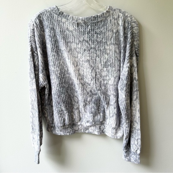 Socialite cropped scoop neck waffle weave snakeskin print sweater - Picture 5 of 6